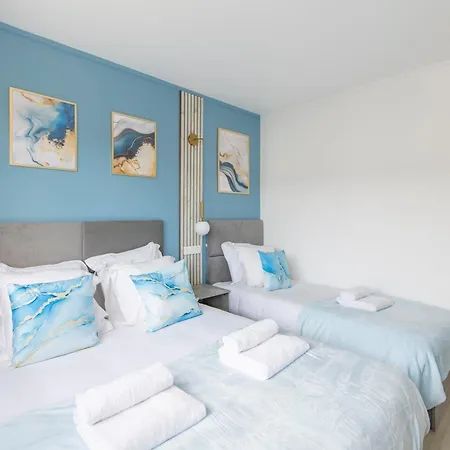 Stunning Montmartre - Amazing View - Fully Renovated Appartamento
